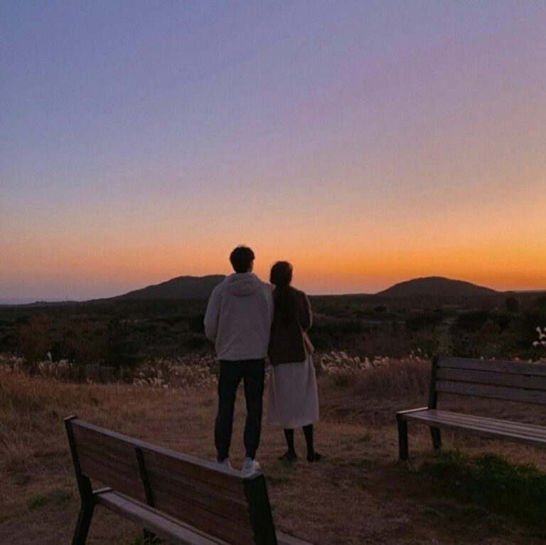 Vị Hôn Phu Cho Thư Ký Trải Nghiệm Siêu Xe