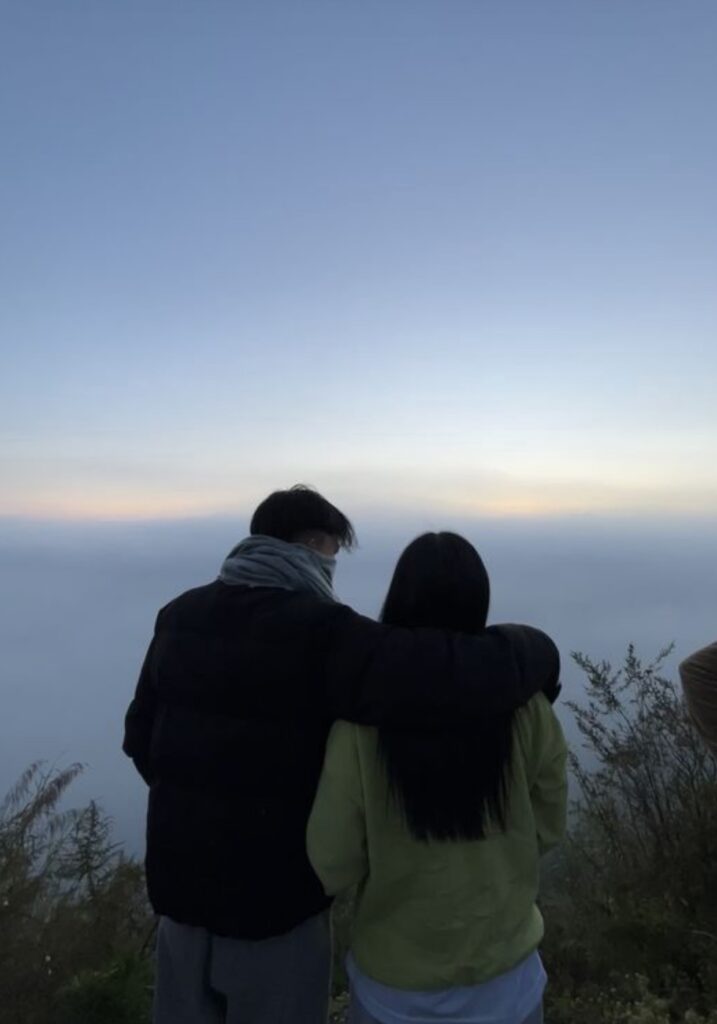 Tháo Nhẫn , Buông Tay